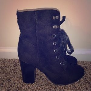 A New Day Women’s Lace Up Heeled Boots